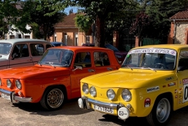 Encuentro de coches clásicos en Aiguafreda