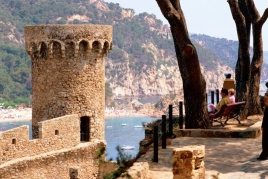 Guided cultural tour of the heritage of Tossa de Mar