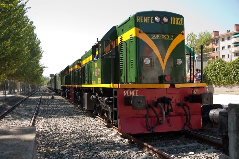 El Tren dels Llacs (Tren Llacs Historic Frontal)