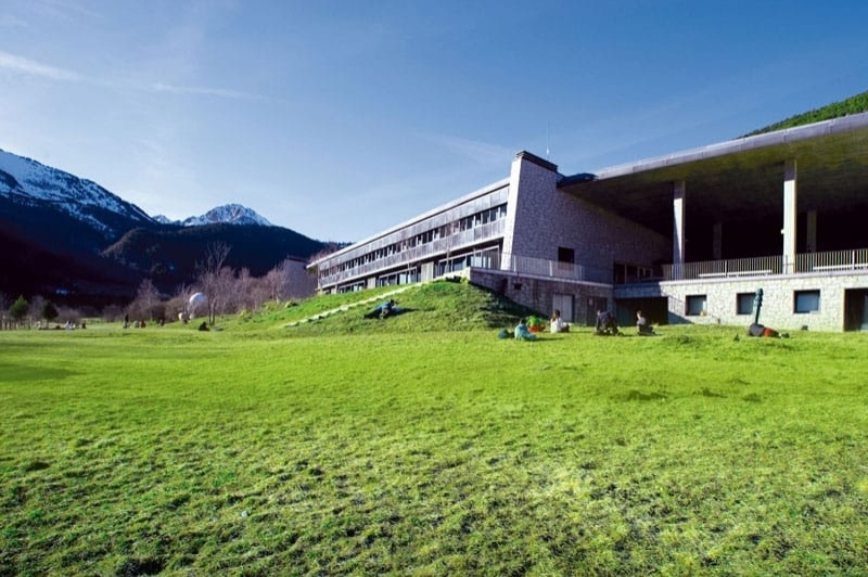 MónNatura Pirineus (Edifici Bioclimatic)