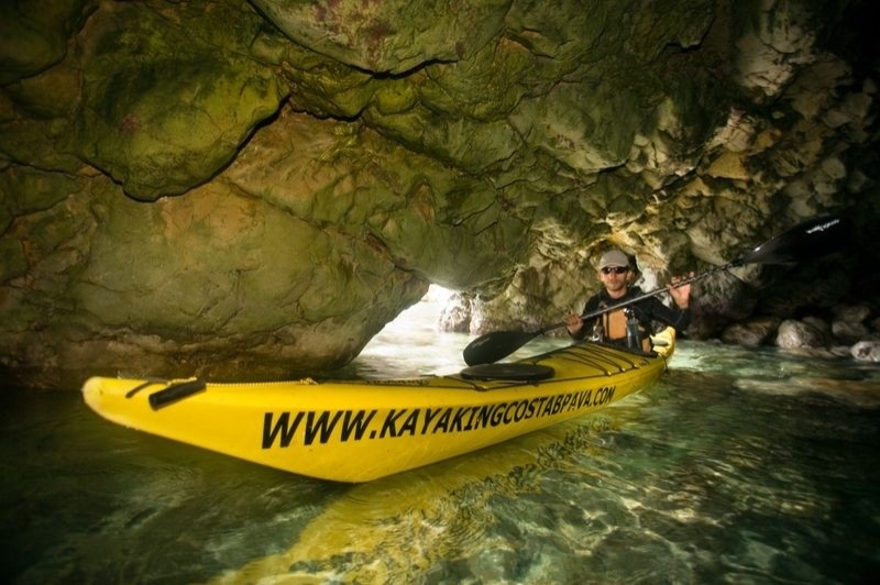 Kayaking Costa Brava (Cova)