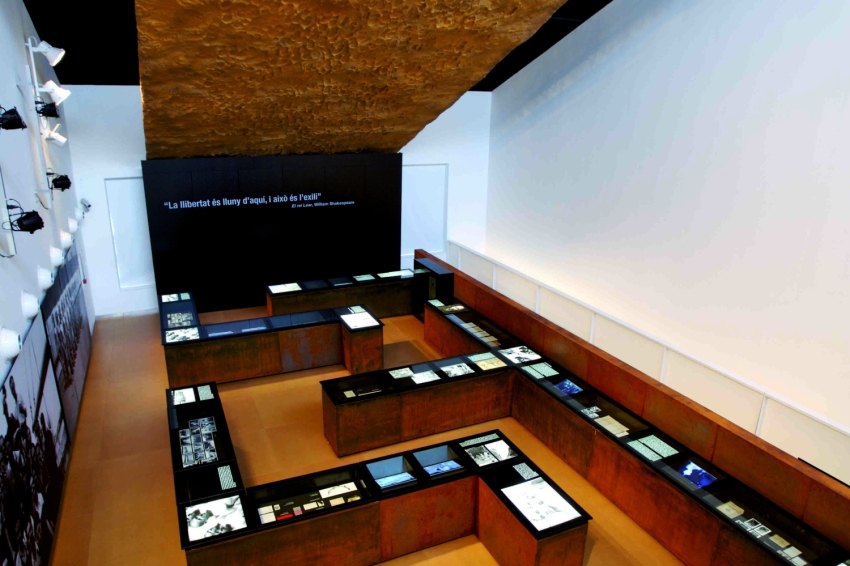 Museu Memorial de l'Exili (Museu Memorial De L Exili)