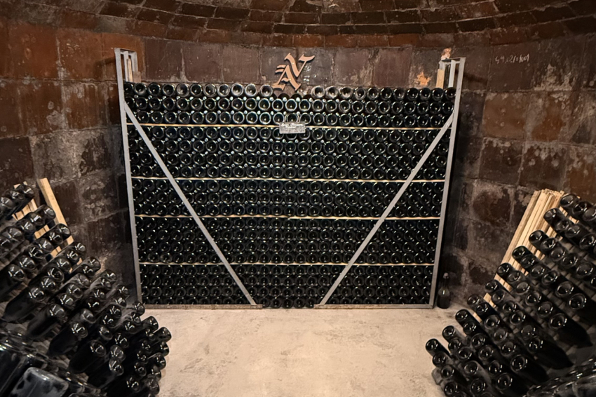 Celler Vives Ambrós (Celler Vives Ambros)