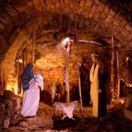 Living postcard nativity