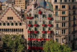 Sant Jordi avec des roses et de la musique à la Casa Batlló