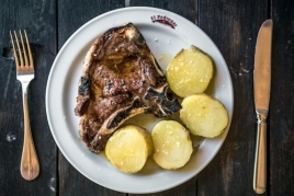 Giveaway: Win 2 Collsacabra Grill menus at the Les Comes Grill!