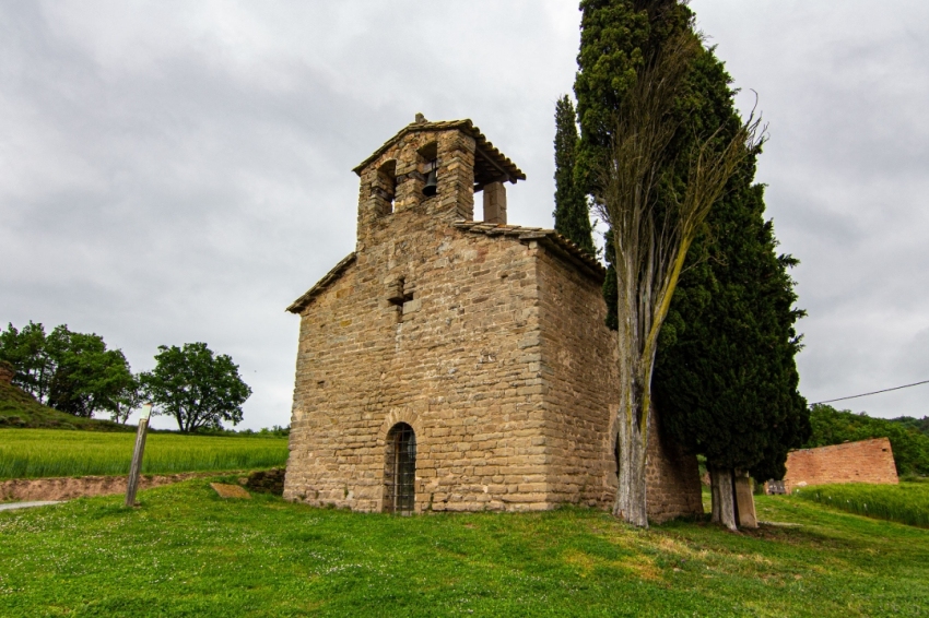 The jewels of the Romanesque of Lluçanès (Esglesia Sant Jaume De Fonollet)