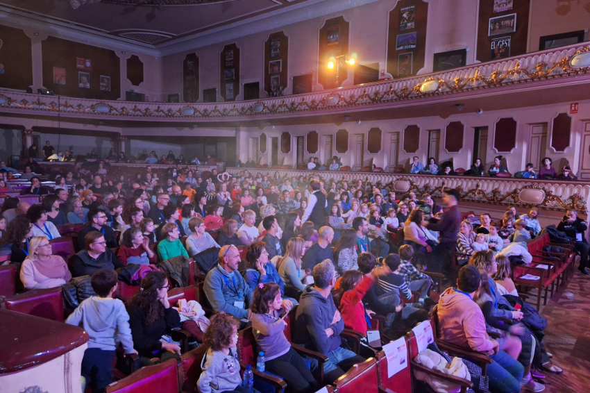 Programmation stable de spectacles familiaux de la Fundació Xarxa (20241130_182659)