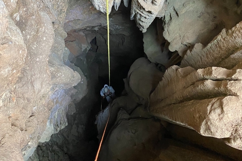 Green Chasm with Pyrenees Extrem! (16 Avenc De La Verdor)