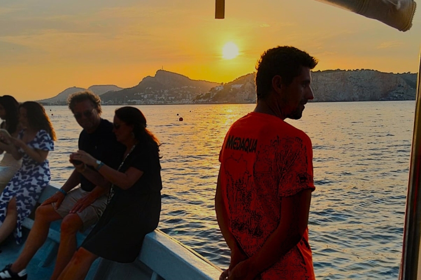 Sunset: atardecer en las Islas Medas con Medaqua (Whatsapp Image 2024 07 20 At 20.52_.44 1_)