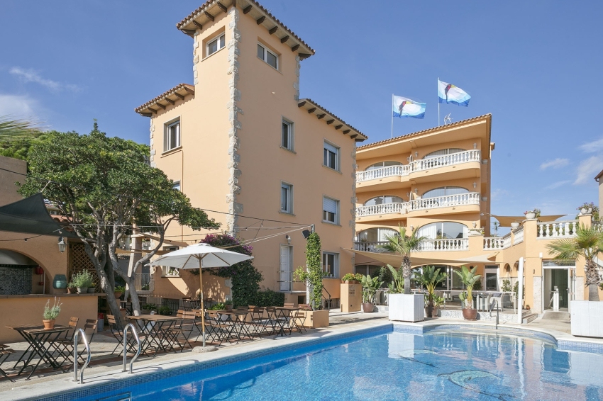 Oferta d'estiu a Van der Valk Hotel Barcarola (Van Der Valk Hotel Barcarola Piscina Y Terraza)