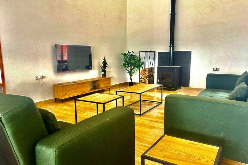 Escapada al Raco d'Artés amb un 15% de descompte! (12639 09 El Raco D Artes)