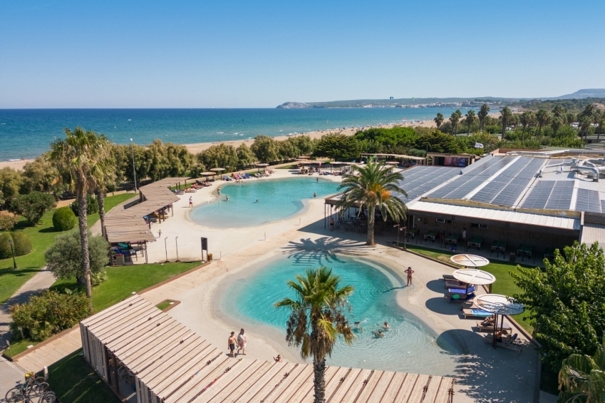 The Originals Fest au Camping Ballena Alegre (12106 00 Camping Bungalow Resort Spa La Ballena Alegre 1)