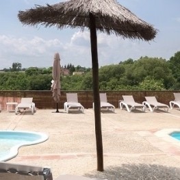 Disconnect in Alt Empordà, for 4-5 people in June and July!