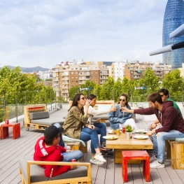 Remise Web au Twentytú Hostel Barcelona!