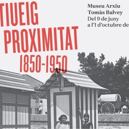 Conference on summer holidays at the Arxiu Tomàs Balvey Museum