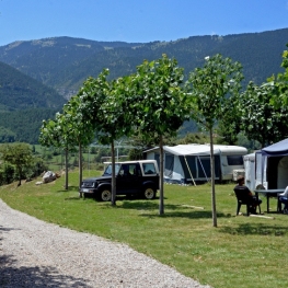 Emplacements: saison d'été au Camping Cadí Vacances