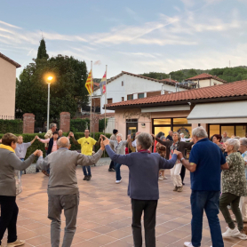 Castañada à Casal Sant Jordi avec danse de la sardane, Aiguafreda