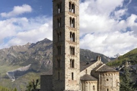 Guided visits to the Romanesque ensemble of La Vall de Boí