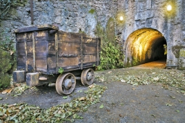 Guided tours of the Ogassa Coal Mines