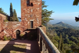 Visite guidée du Château Monastère Escornalbou, Visites Guidées…