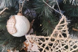 Decorem l'arbre de Nadal a Cardedeu