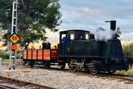 Viu l'emoció d'un passeig en vagó impulsat per la locomotora…