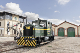 Summer begins with the Memé locomotive at the Railway Museum