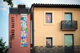Free admission and guided tour