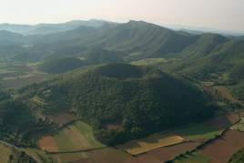 Route through the volcanoes - GARROTXA amb Bike