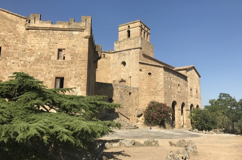 Vilanova de l'Aguda (Esglesia I Castell De Ribelles Min)