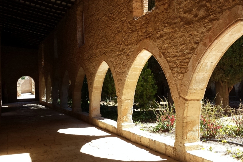Aiguamúrcia (Claustre Monestir De Santes Creus 3)