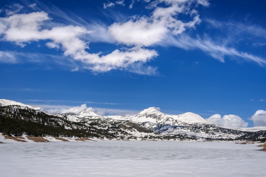 Ruta por el Lago de las Bulloses con raquetas