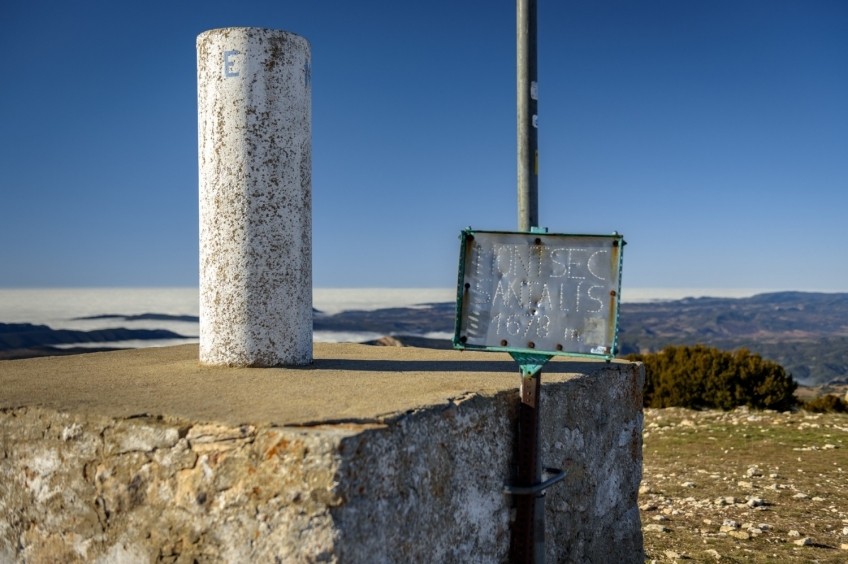 Cim de Sant Alís a la Serra del Montsec