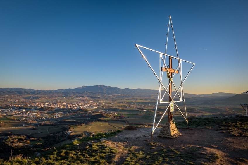 Colina de la Cruz de Gurb desde Sant Andreu de Gurb