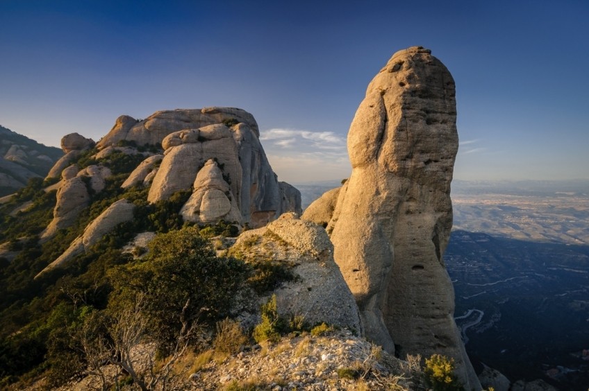 Als peus del Cavall Bernat de Montserrat