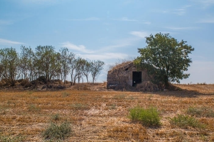 Penelles: a route through the Secans of Bellmunt-Almenara