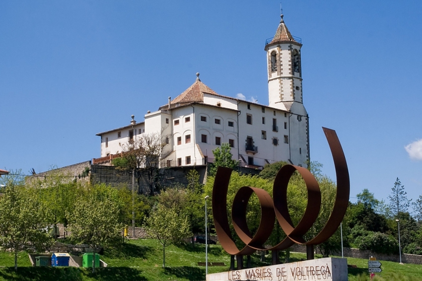 Route of trades in Electric Car through Osona and Ripollès