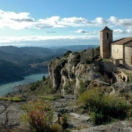 3 routes through some of the most beautiful towns in Tarragona