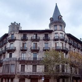 The charm of the facades of Barcelona