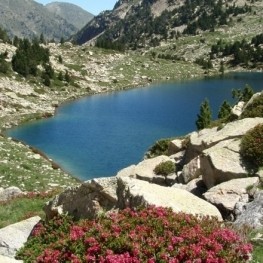 The Crossing of the Three Refuges in the Eastern Pyrenees