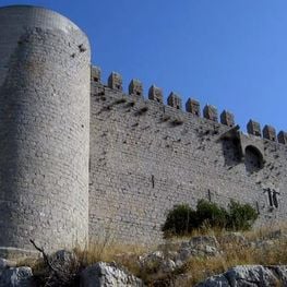 Route around the Montgrí Castle